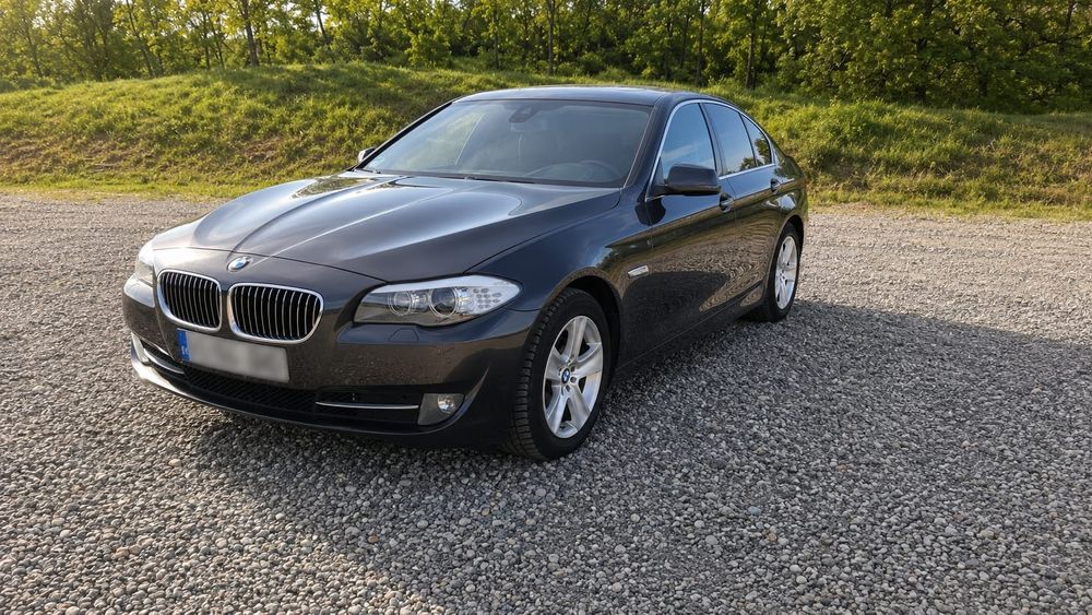 BMW Seria 5 F10 520d 184cp 2013 Euro 5 Cutie automata 8 trepte Sistem audio profesional Hi-fi