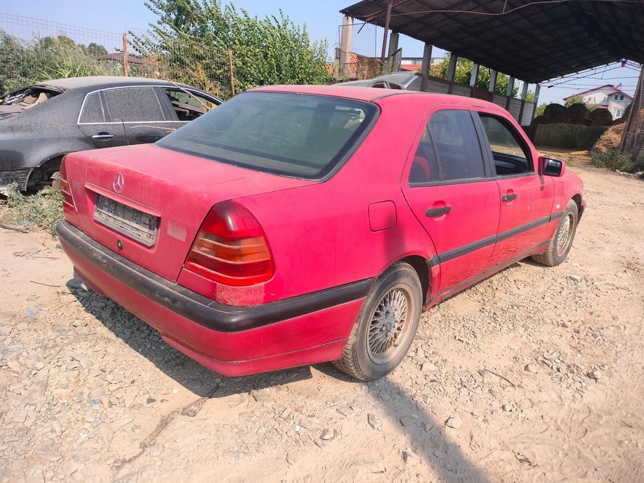 Dezmembrari Mercedes-Benz C-CLASS (W202) (1993-2001) C 200 D (202.120