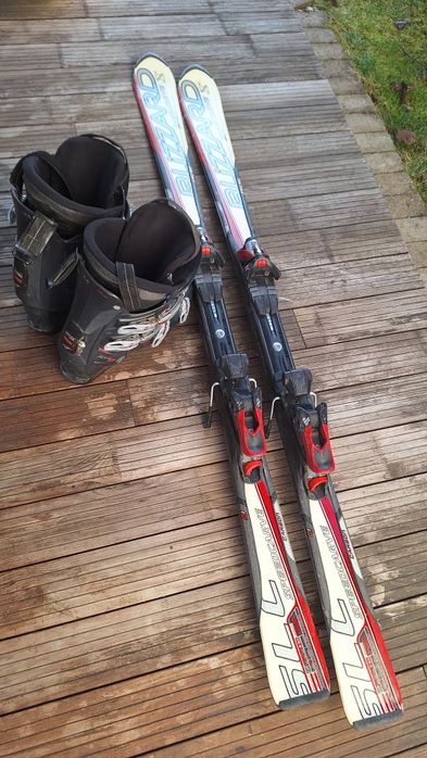 Schiuri și clapari Mărimea 43