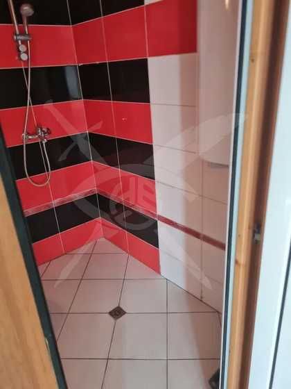 Тристаен апартамент в района на Базар Левски - 97714