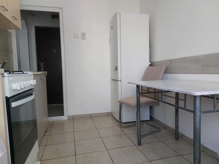 Apartament 2 camere de inchiriat