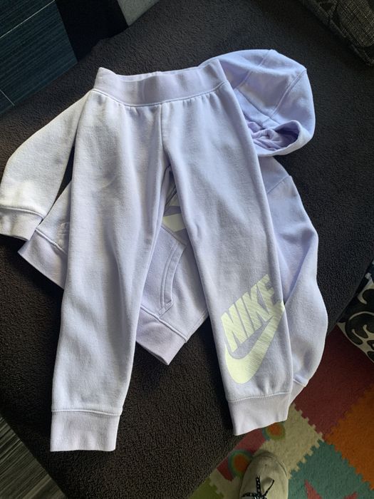 Детски спортен екип Nike