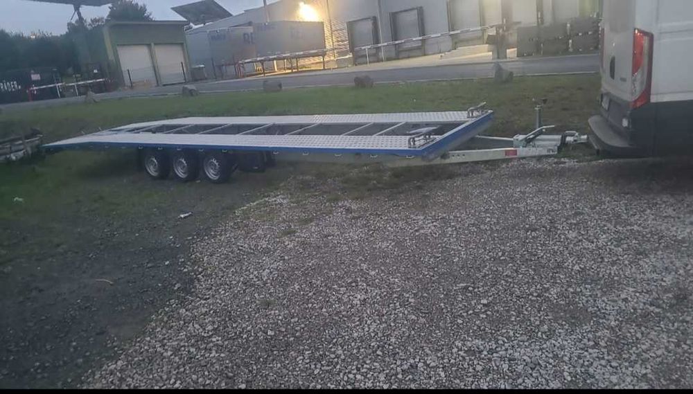 Trailer de vânzare 8.5 m