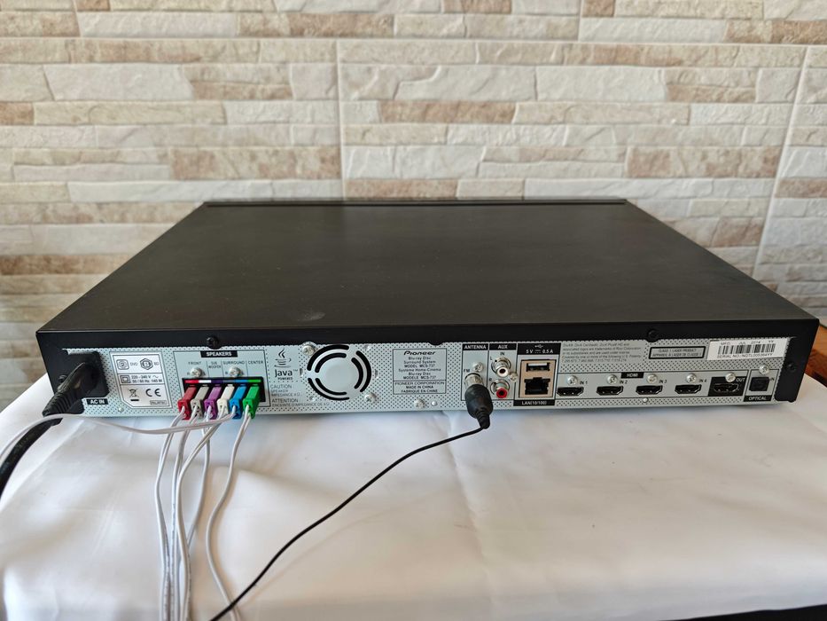 Система за домашно кино 5.1 3D с Blu-ray Pioneer MCS-737