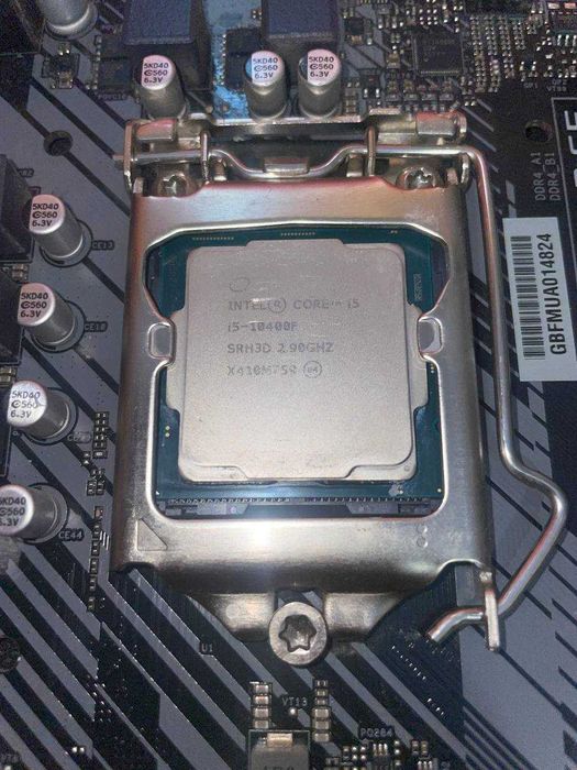 Материнская плата LGA1200