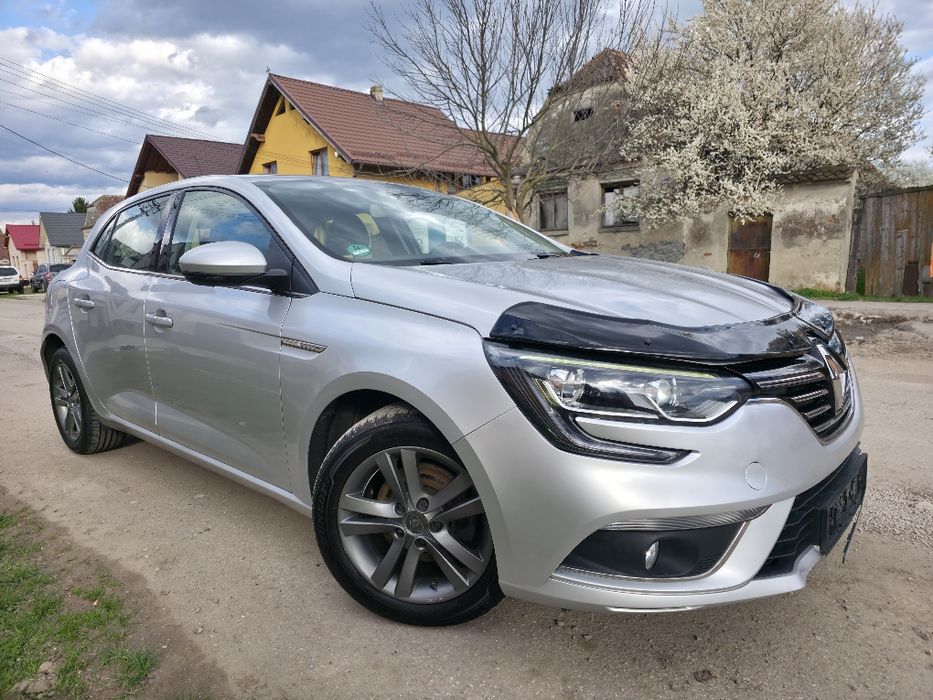 Renault Megane 4 Hatchback 2016 benzina Euro6 Km putini