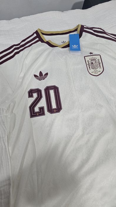 Pedri tricou mondial