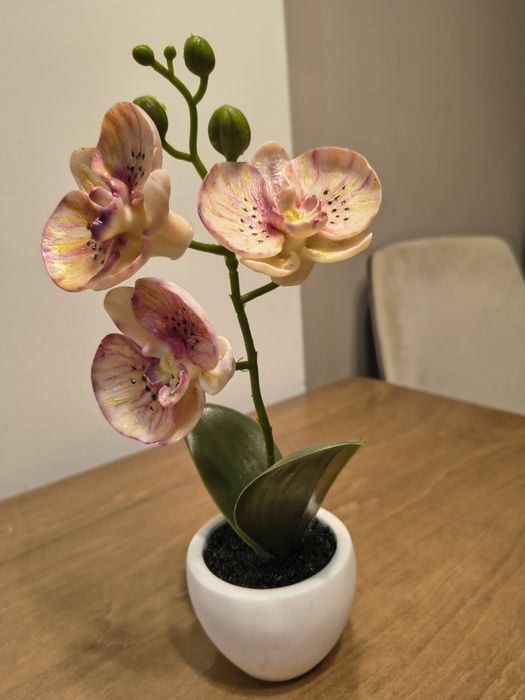 Аранжировки от ароматни сапунени цветя