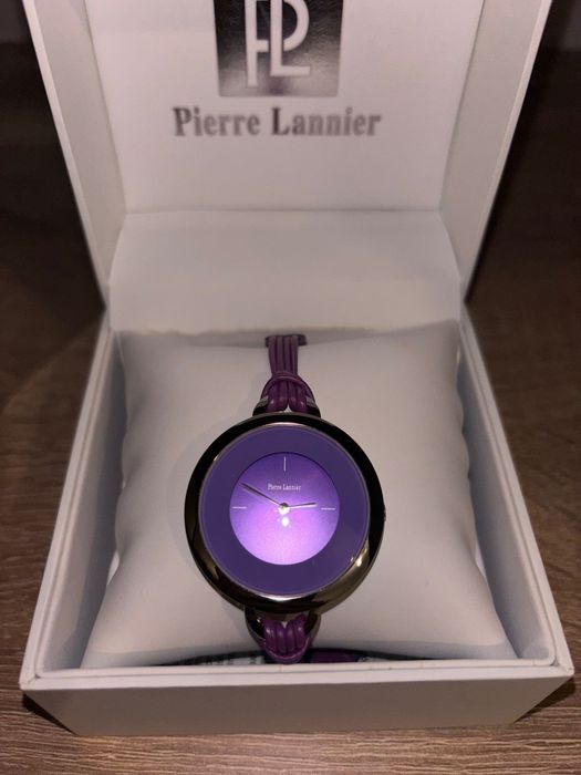 Accesoriu nou nou - ceas Pierre Lannier