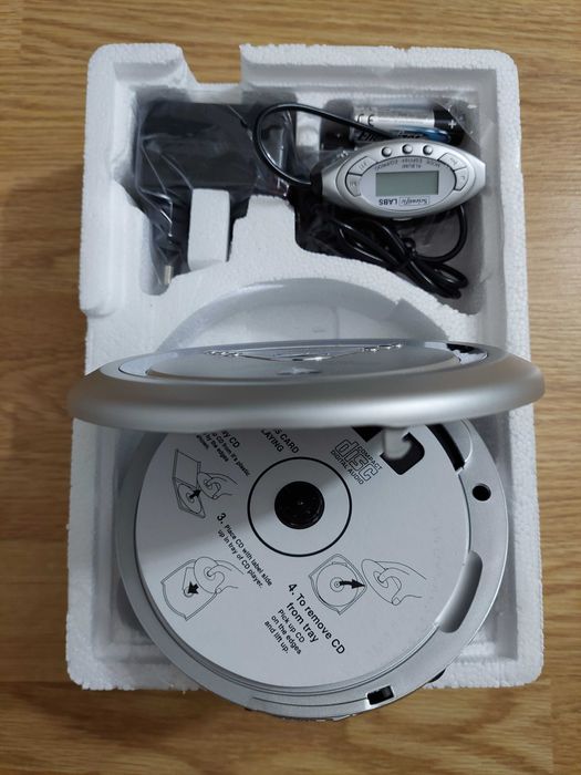 CD-player portabil cu MP3 si alimentator Scientific Labs