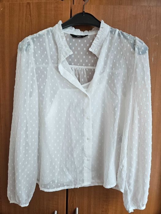 Бяла риза ONLY размер XS