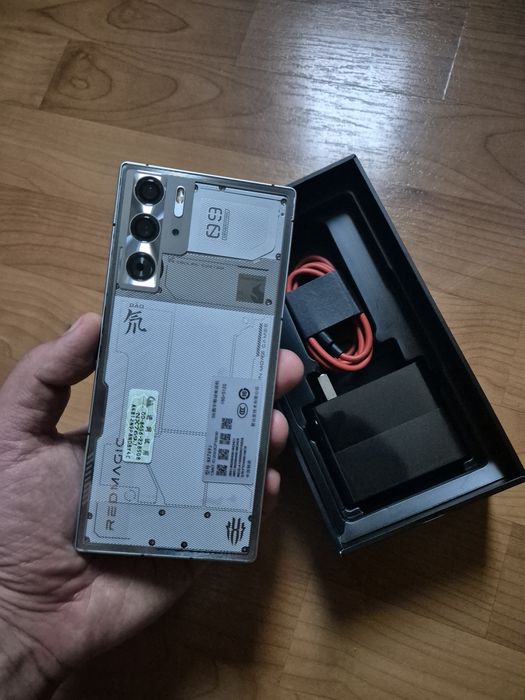 Nubia Redmagic 9Pro+ 16/512 gb.