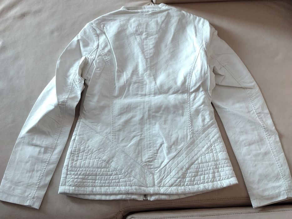 НАМАЛЕНИ 15 € !!! Кожени якета !за размер пишете на лични !