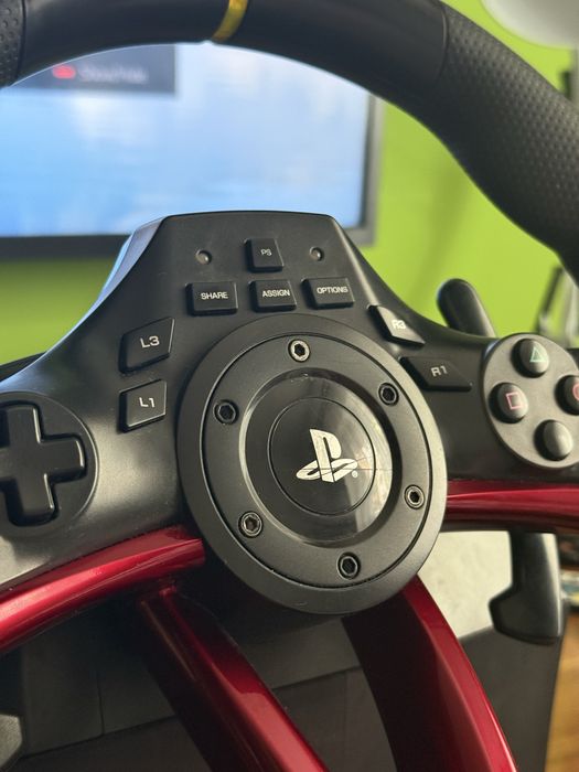 HORI Wireless Racing Wheel Apex RWA (PlayStation 4)