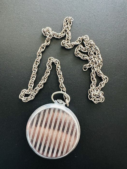 Продам винтажные часы "Молния"