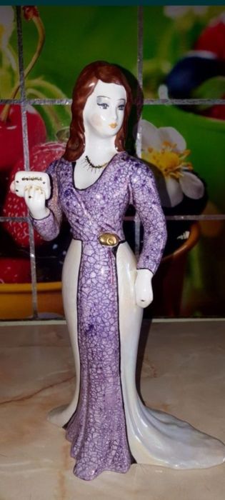 bibelouri din portelan