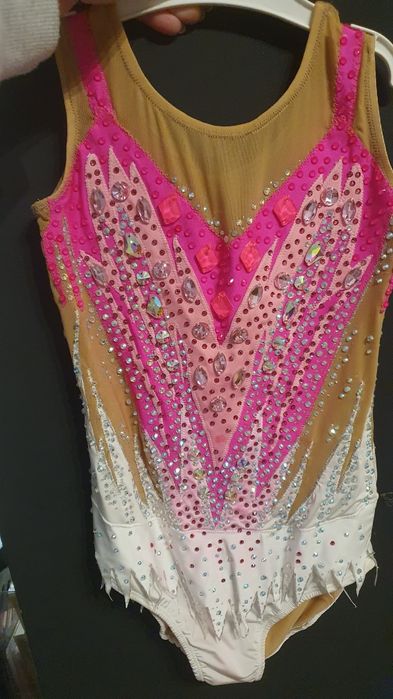 Трико за художествена гимнастика