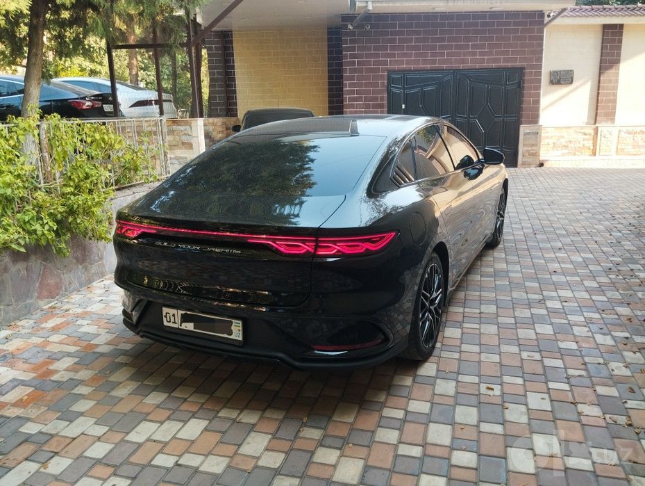 BYD HAN EV 2024 сотилади