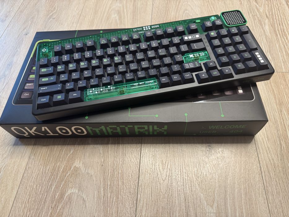 Set complet gaming QWERTY  tastatura QK100+ Mouse QKM1 + Deskmat [cu cutiile originale]