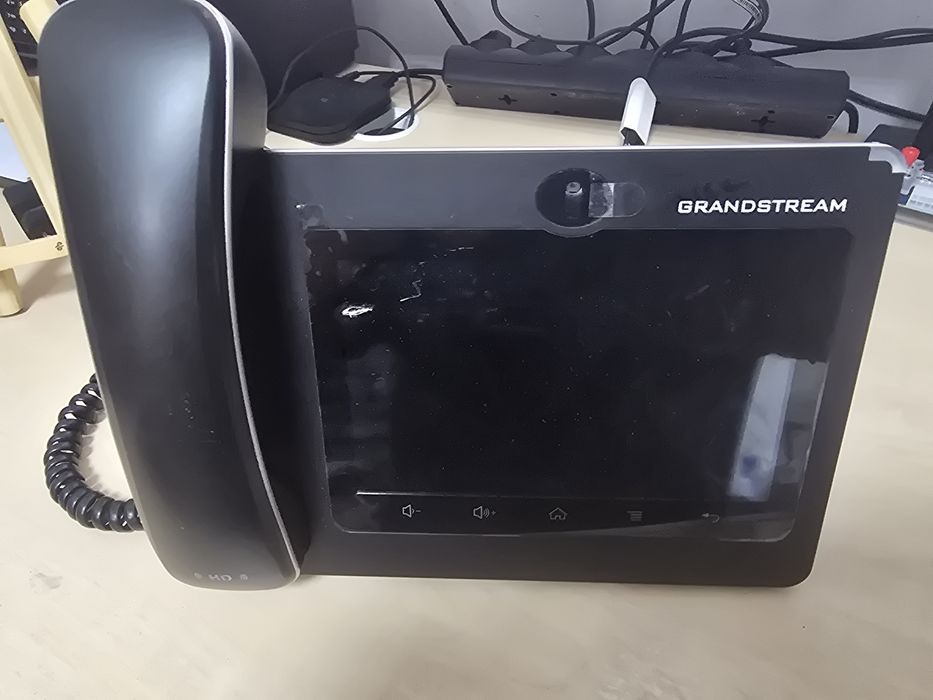 Продам ip телефон Grandstream