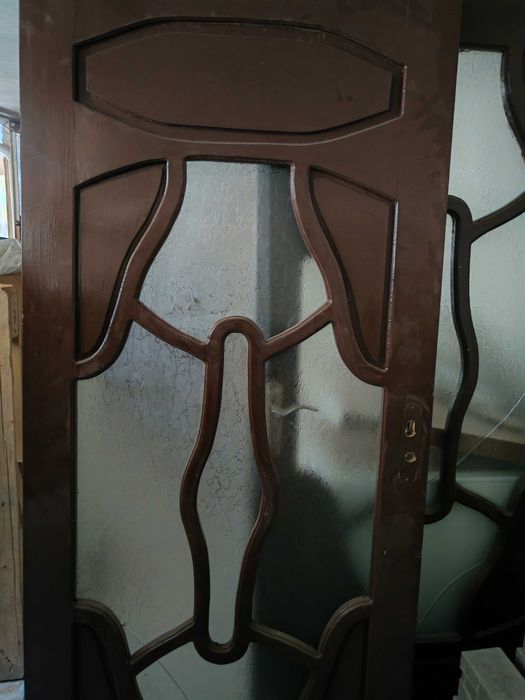 Uși de lemn de interior