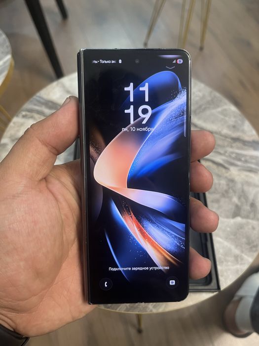 Samsung Z Fold 4