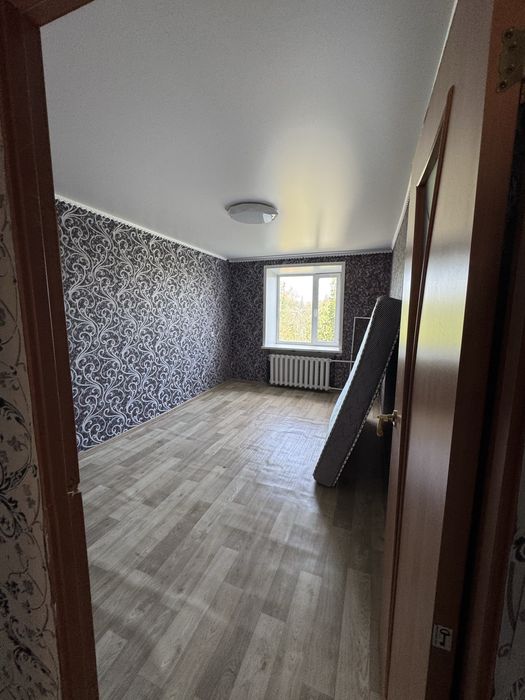 Продам 4-х комнатную квартиру