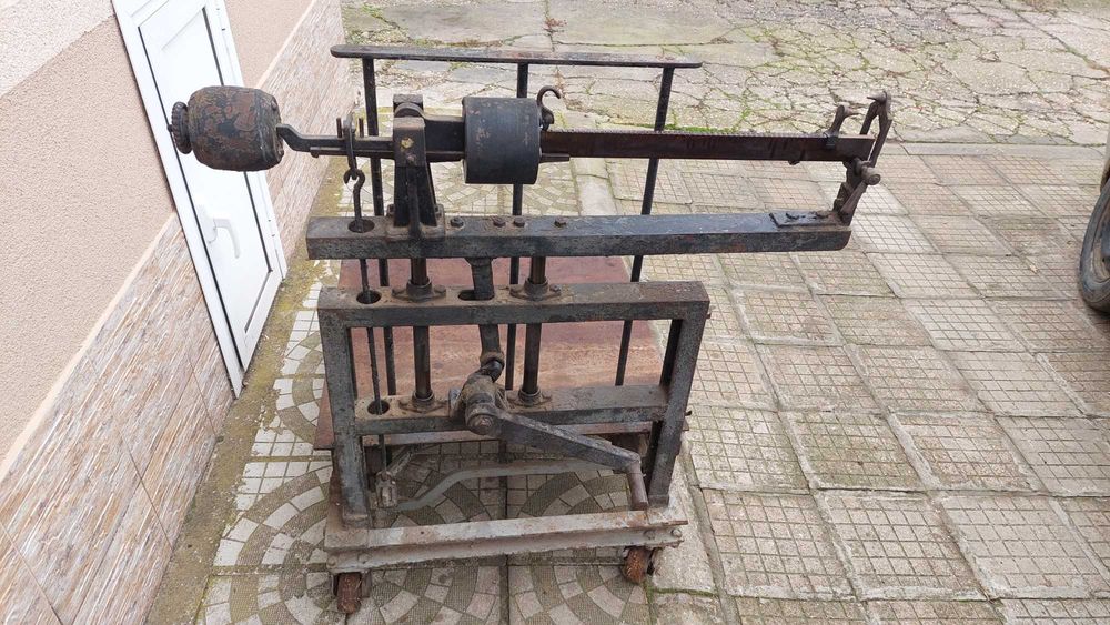 Голям Кантар До 500 кг С Колелета За По Лесно Преместване!!!