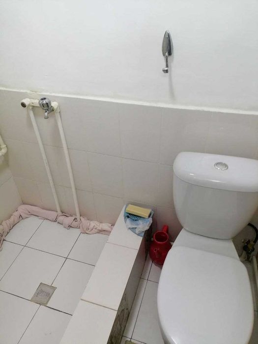 Продается дом на земле в общем дворе