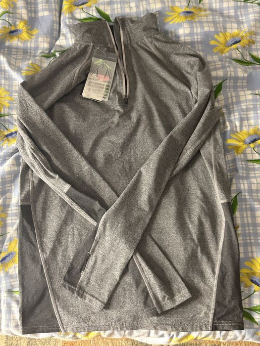 Bluza Tenth run cu guler