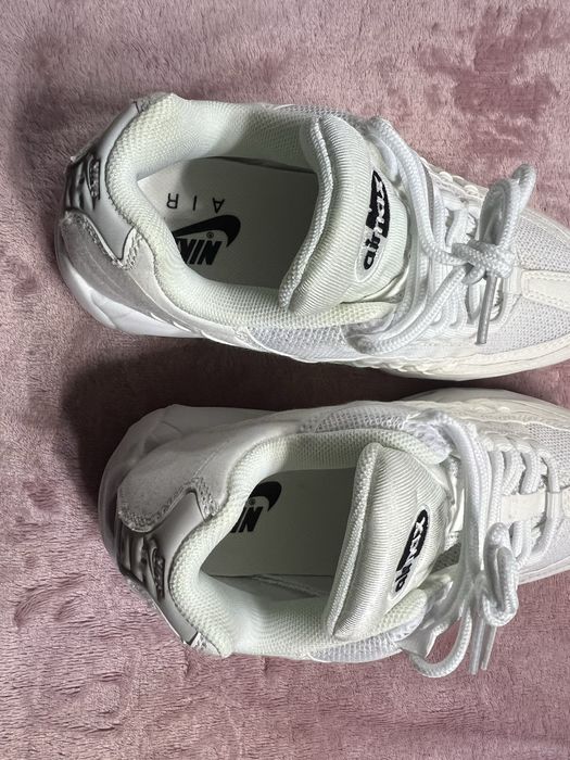 Nike AirMax 36 albi noi