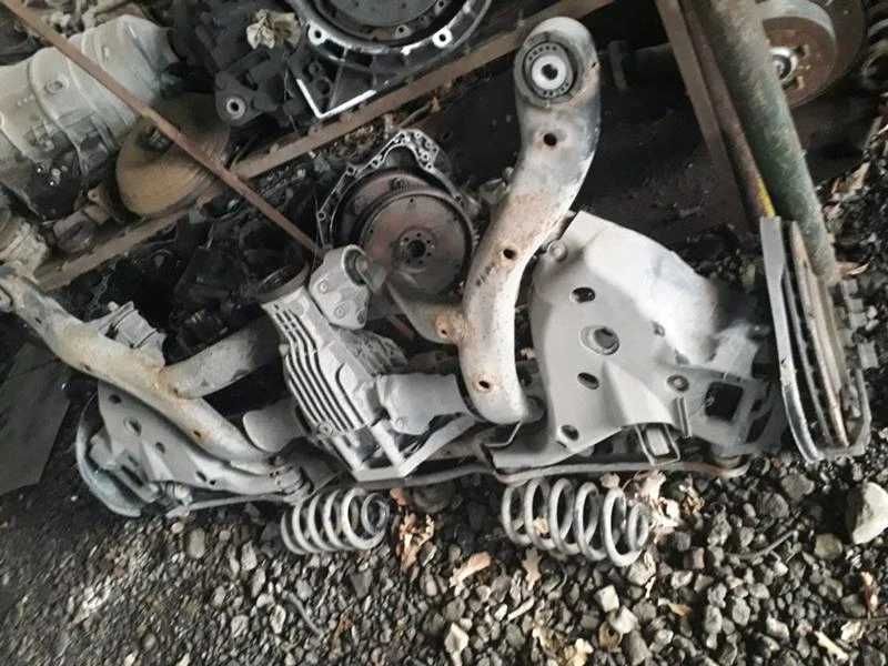 Продавам Ауди S6 комби 5.2-V10 на части 2008 година .