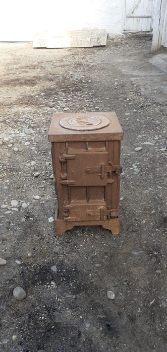 Чугунны разборный печь