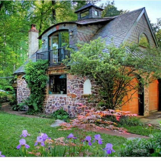 Продаём, Устанавливаем,экологические Сборные дома лёгкой конструкции.