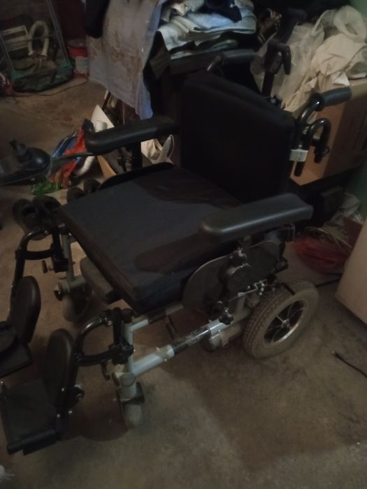 Кресло инвалидное