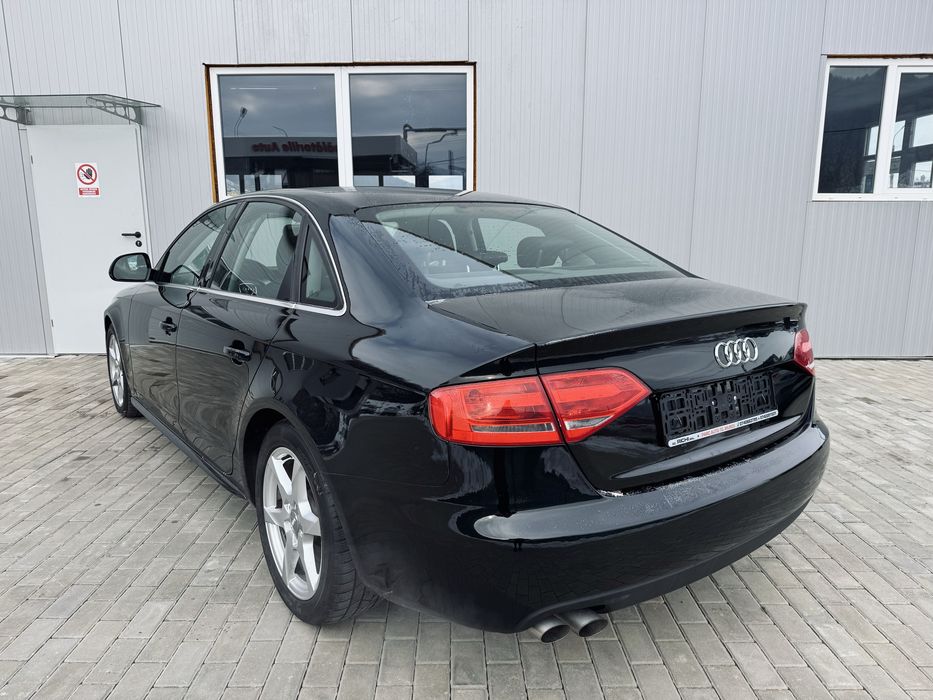Audi A4 B8 2.0TDI *S-Line* *Euro 5*