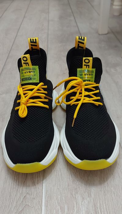 Кроссовки мужские