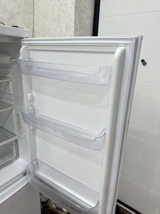 Холодильник INDESIT