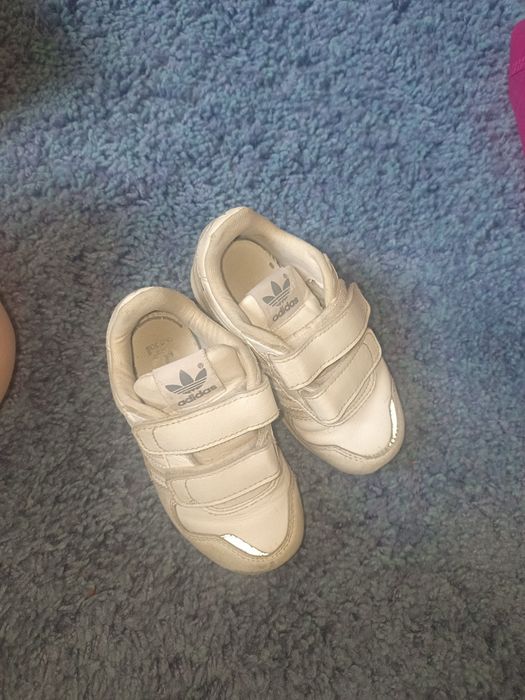Детская обувь фирма "Adidas"