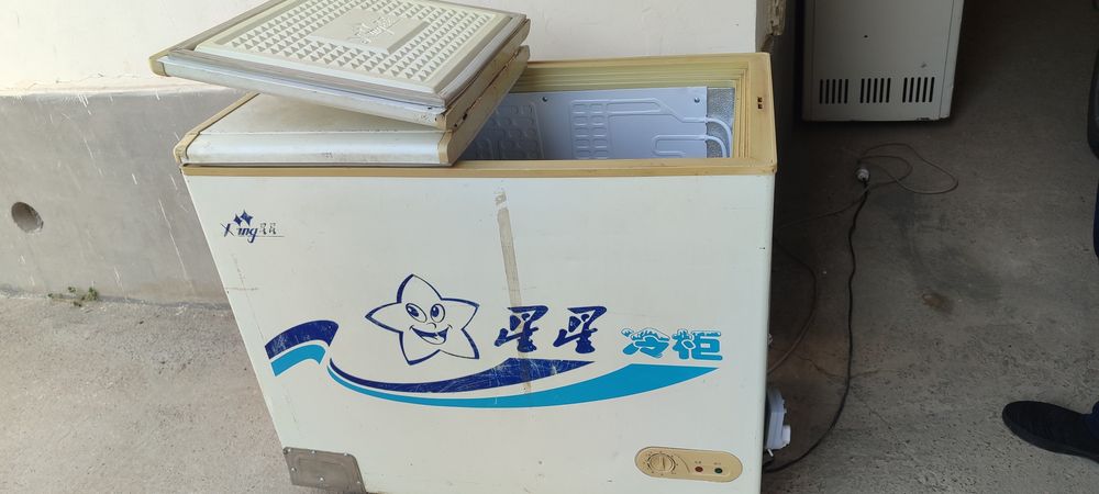 Morozilka 215 litrli raboʻchiy holati yaxshi 3oy kafolat beramiz