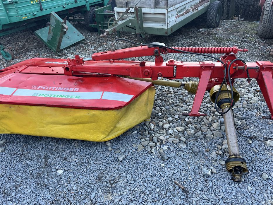 Coasa cu ridicare hidraulica