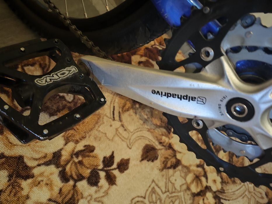 Продам горный велосипед KONA