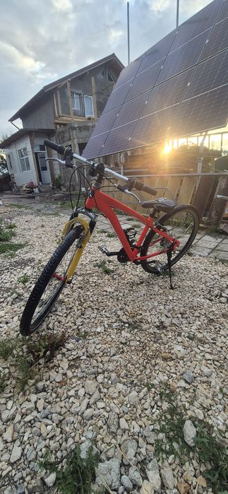 Bicicleta Rockrider pe 26