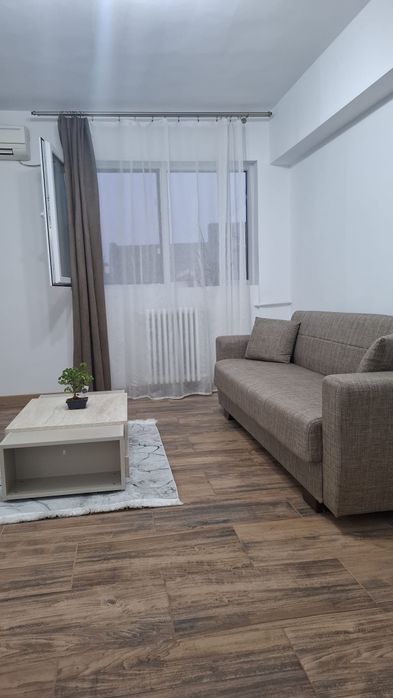 Direct proprietar închiriez apartament 2 camere ULTRACENTRAL — fotografia 3