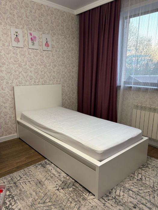 Кровать односпальная