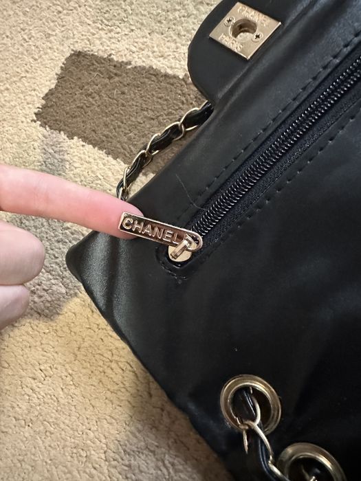 geanta chanel foarte buna