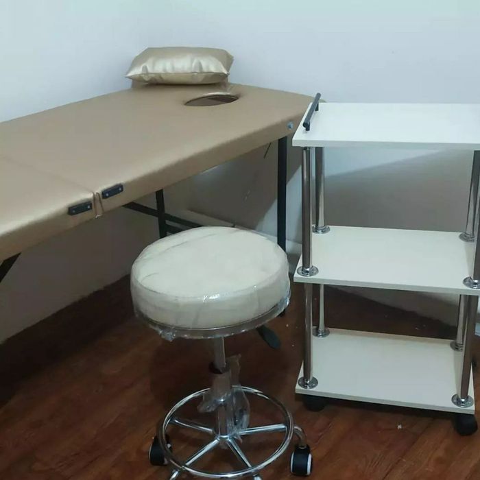 Kushetka etajirka stul