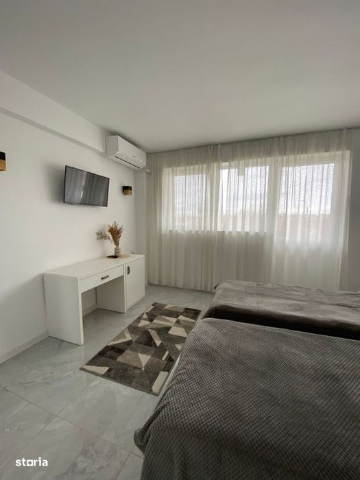 Apartament 4 camere decomandat, 110 mp, zona Consul, Utilitati incluse