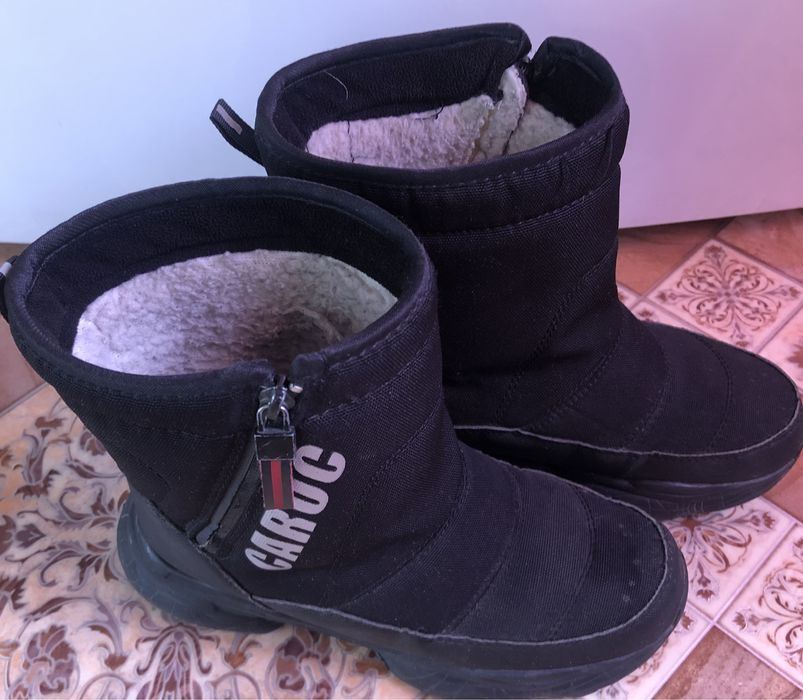 Сапожки размер 35-36 , на мальчика.