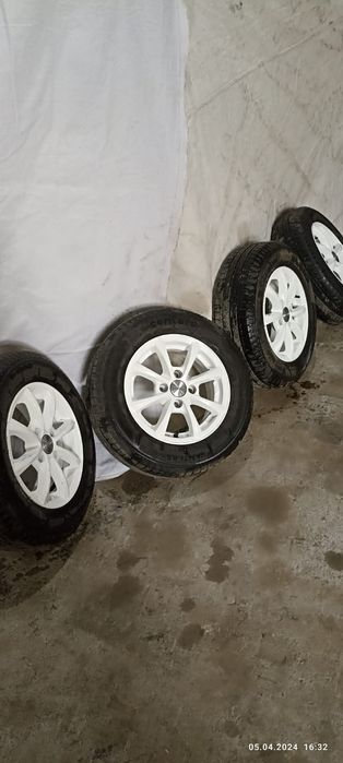 Продам колеса на Ваз